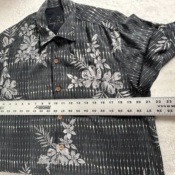Tommy Bahama Mens Small Black Floral Button-Up Short Sleeve Silk Hawaiian Shirt - Picture 6 of 7